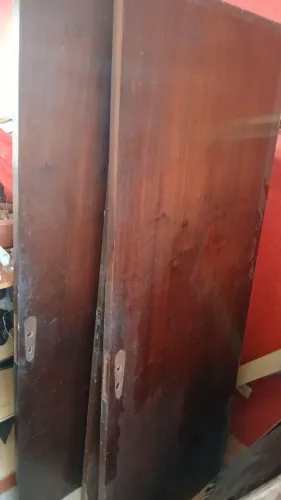 5 portas 2,10x0,80 madeira antiga de alta durabilidade com caixilhos