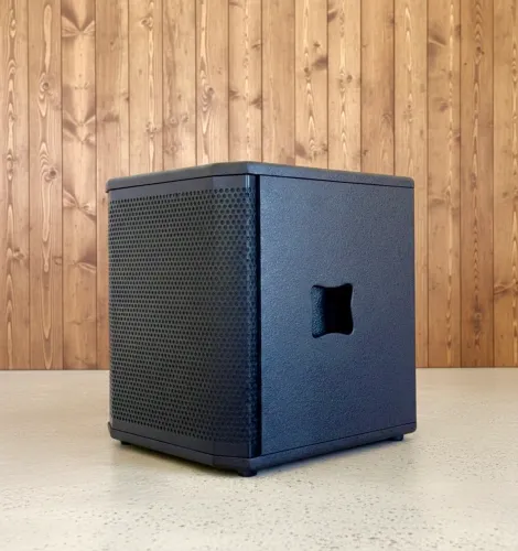 Caixa ativa Sub Grave Subwoofer 15 polegadas 1.200w. Semi novo