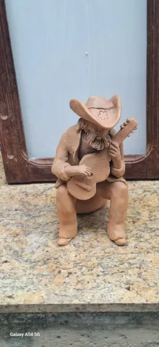 Peça de cerâmica