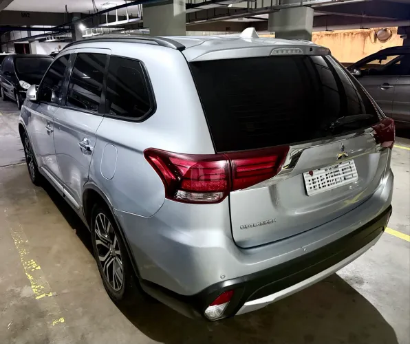 Mitsubishi Outlander 2.0 16V 160cv Aut. 2016