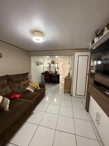 Casa com 2 dormitórios à venda, 256 m² por R$ 350.000 - Parque Aeroporto - Macaé/RJ