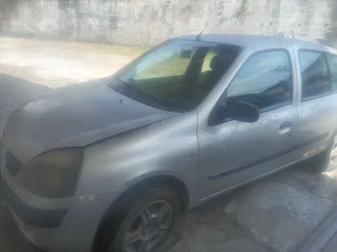 Renault Clio Authentique 1.0/1.0 Hi-power 16V 3P 2004