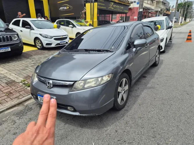 Honda Civic Sedan LXS 1.8/1.8 Flex 16V Mec. 4P 2007
