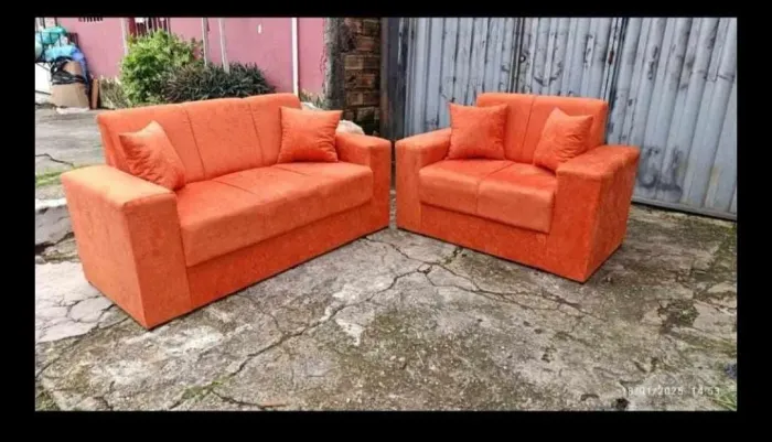Conjunto de sofá 2 e 3 lugares em várias cores 