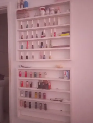 Esmalte , cabine de unha, broca de unha 