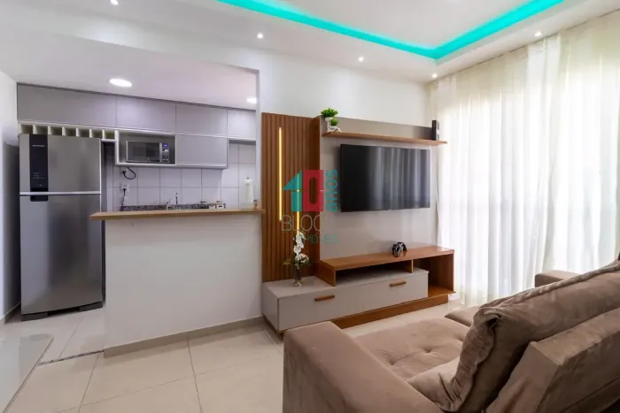 Califórnia | Apartamento 2 quartos, sendo 1 suite
