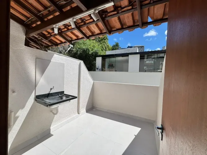 Apartamento para Venda no Cascatinha - 02 Quartos