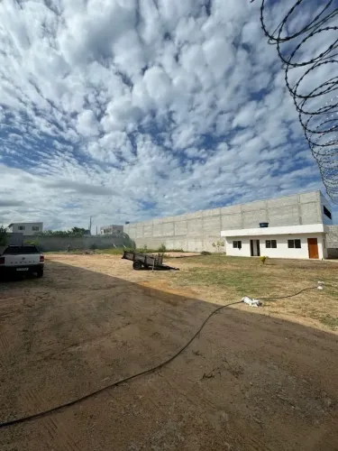Área 1.800m2 | Escritório | Com Renda 8.000/mes | Alugado