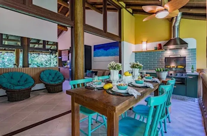 Village à venda em Maresias  Residencial Mata Azul  3 dormitórios, lazer completo e próxim