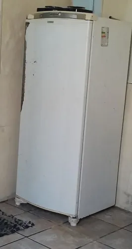 Geladeira consul ela não ta gelando muito