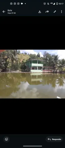 Chácara com Lagoa.