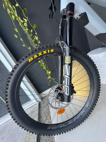 Orbea M20 Carbon e-bike Bosh 2025