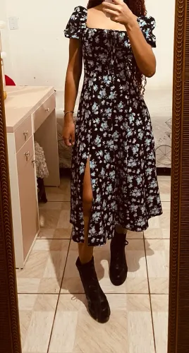 Vestido florido elegante