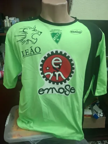 Camiseta da Liga Desportiva Maçulmana de Maputo Moçambique tamanho XL