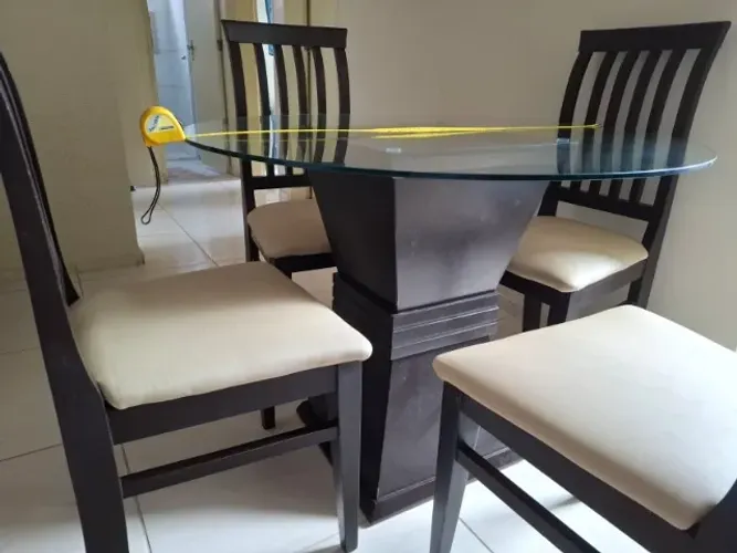 Mesa de jantar redonda