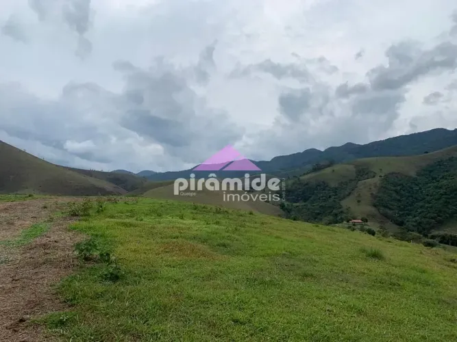 Terreno à venda, 50000 m² por R$ 660.000,00 - Roncador - São Francisco Xavier/SP