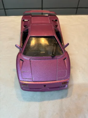 Miniatura Lamborghini Special Edition 30TH 1/18 Maisto Incompleto - Sucata - leia