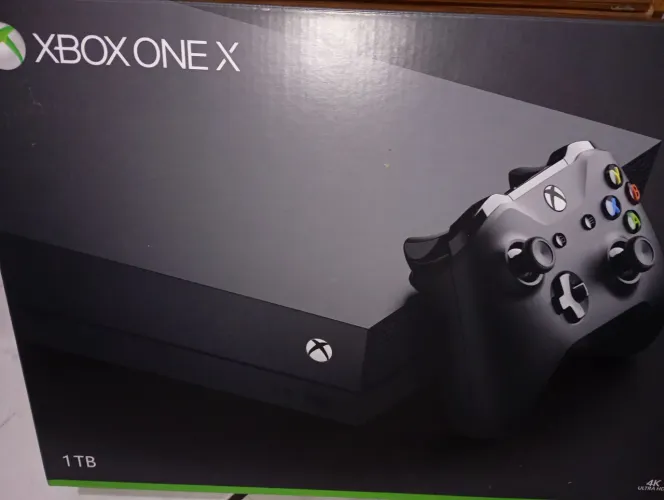 Vendo Xbox one X 