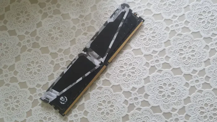 Memória DDR4 2666MHZ 8GB