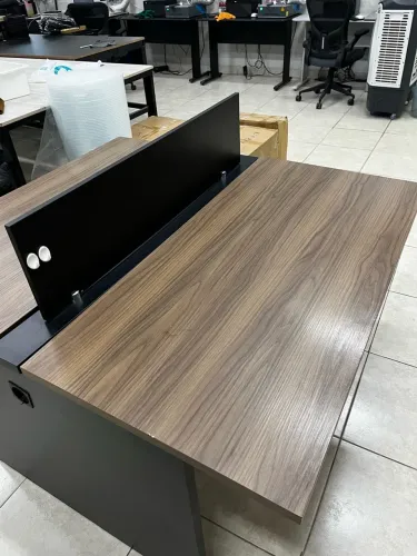 Mesa de trabalho 1,20 x 1,33 