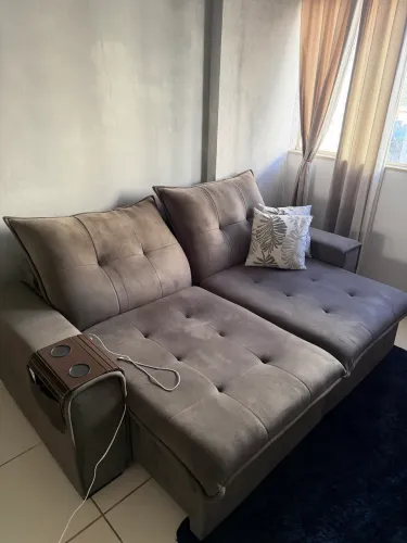 Sofá sem detalhes 2,40 mts