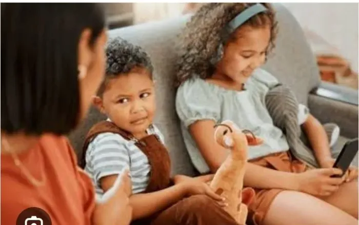 Babá e cuidora de idosos