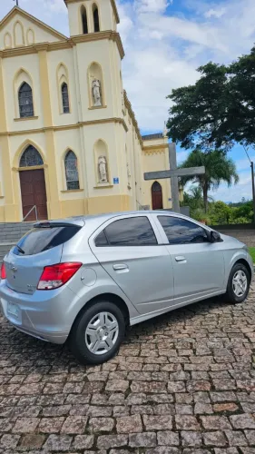 Chevrolet Onix Hatch LT 1.0 8V Flex Power Mec. 4P 2015