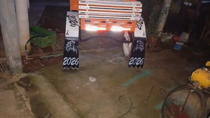Vendo charrete nova, pra quem gosta de coisa boa