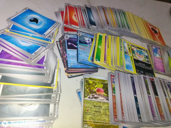 Lote de cartas pokémon original 400 unidades