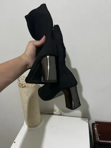 Bota preta