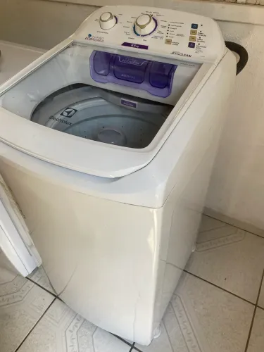 Máquina de Lavar Roupa Electrolux Jet Clean 8,5kg