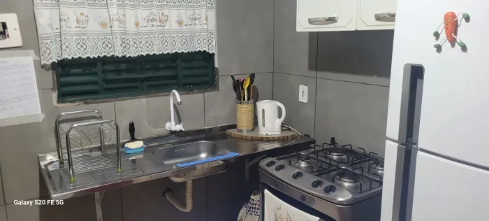 Aluga-se kit mobiliada no itapõa 1 (água, luz e Internet incluso)