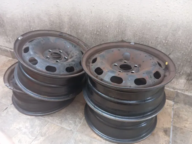 Vende-se rodas aro 15