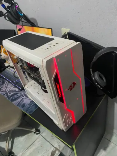 PC GAMER - 64GB (16GBx4) RAM, 1070 8GB, NVME 256GB