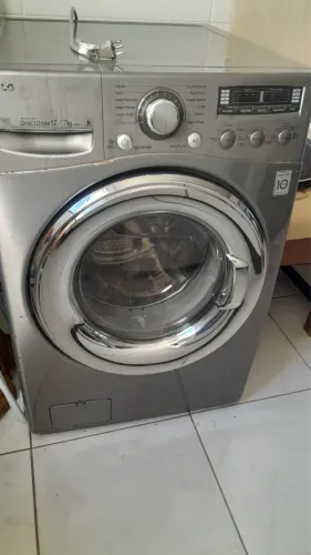 Máquina lava e seca LG