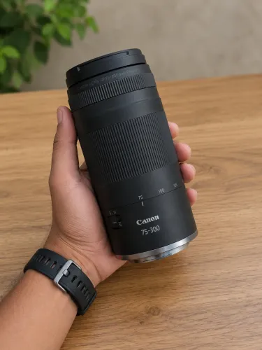 75-300 RF Canon um mês de uso. 