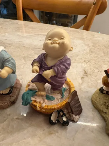 Bonecos em resina decoração