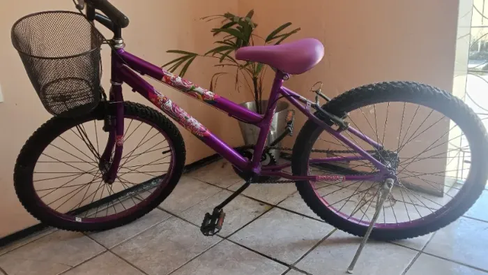 Bicicleta aro 26 feminina (Infanto juvenil).