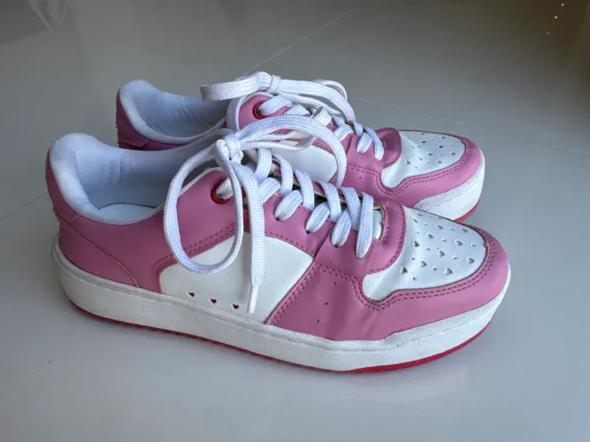Tênis Branco e Rosa Coração Santinato - Tamanho 37