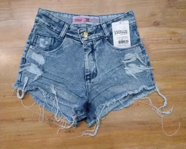 Achadinhos Incríveis: Roupas Linda para Bazar