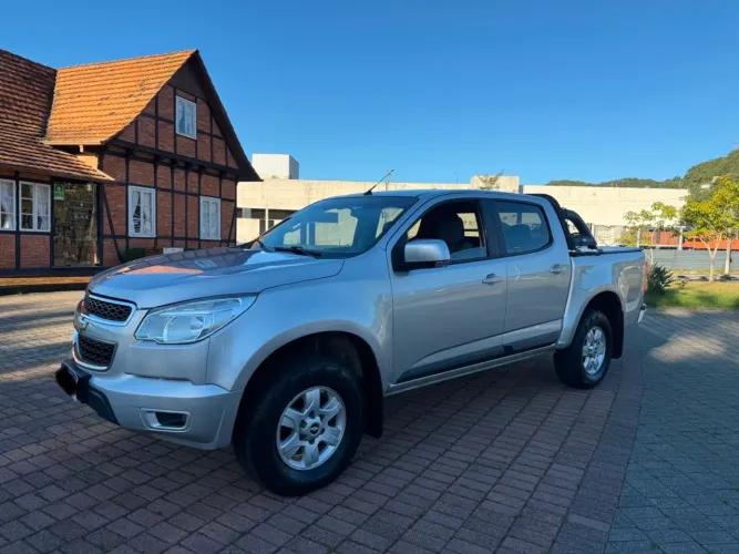 Chevrolet S10 Pick-up LT 2.8 TDI 4X4 CD Diesel 2016