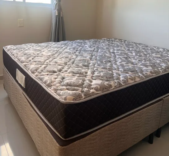 Cama Queen - colchão e box