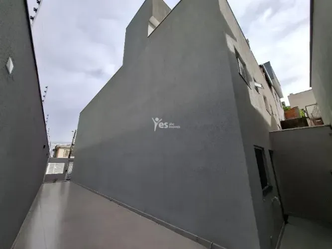 Sobrado 3 quartos 3 vagas localizado na Vila Alzira em Santo André distribuídos em; REF: 1