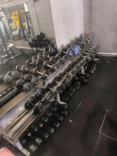 mesa de halteres do 10kg ao 24kg