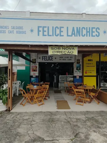 Vendo Lanchonete no Hauer, com mais de 25 anos de atividade no local.
