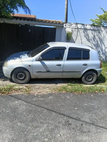 Renault Clio RL / Yahoo/ Authent. 1.0 8V 5P 2001