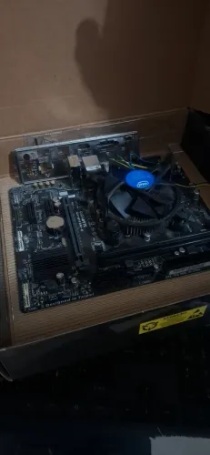 Kit i3 7100 gigabyte h110m