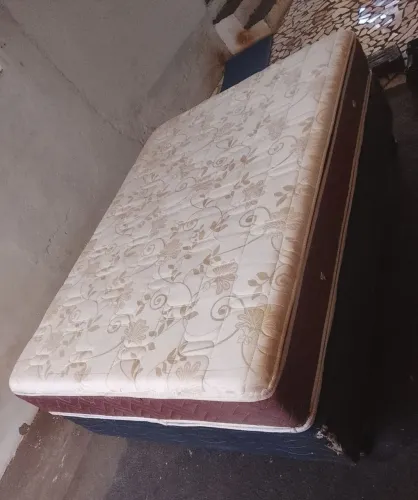 Cama box de casal