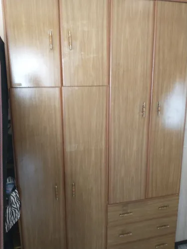 Guarda-roupa de solteiro