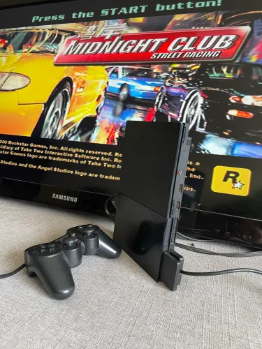 PS2 com Mais de 20 Jogos em Disco + Controle + Memory Card